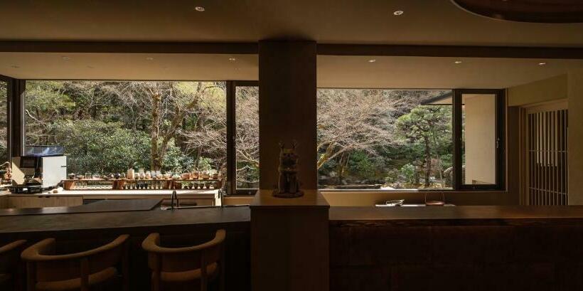 酒店 Moksa