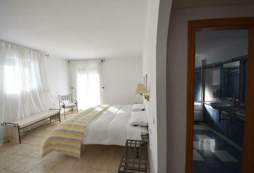 בית מלון כפרי Montesión Luz Del Desierto