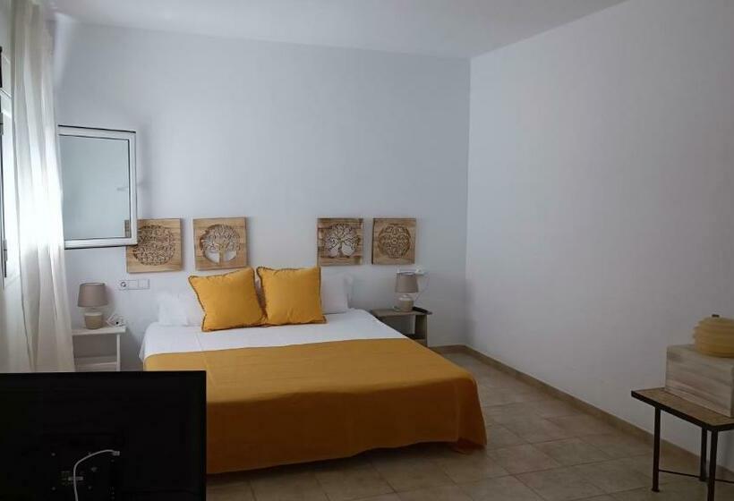 בית מלון כפרי Montesión Luz Del Desierto