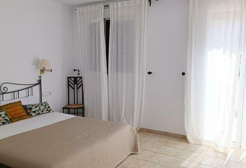 בית מלון כפרי Montesión Luz Del Desierto