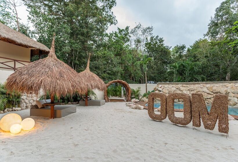 Отель Oom Bubble Boutique Riviera Cancun Adults Only