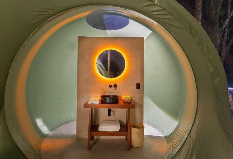 Отель Oom Bubble Boutique Riviera Cancun Adults Only