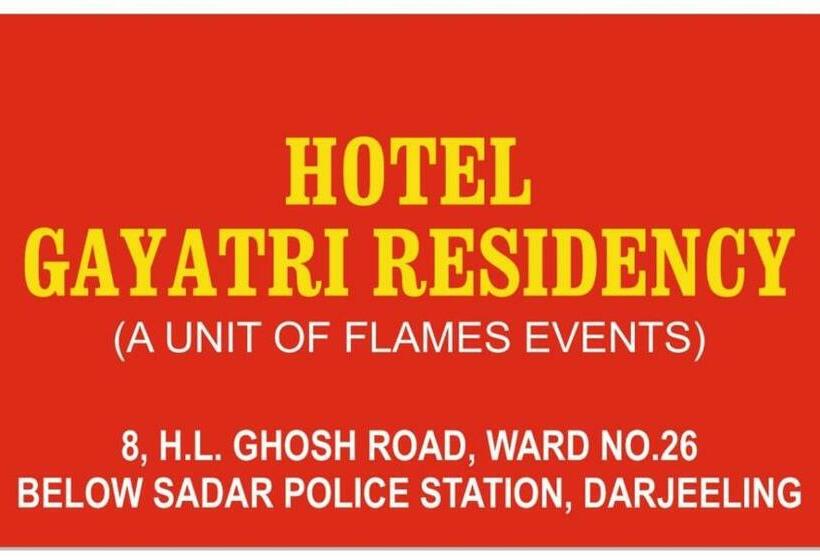 호텔 Oyo 87678 Gayatri Residency