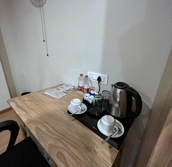 בית מלון כפרי The Phoenix Residency