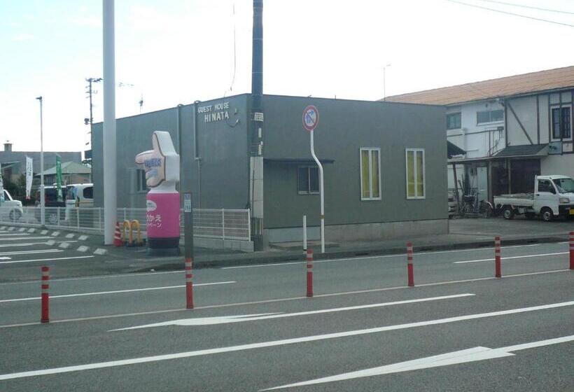 Pension (Hôtel basse catégorie) ゲストハウスhinata