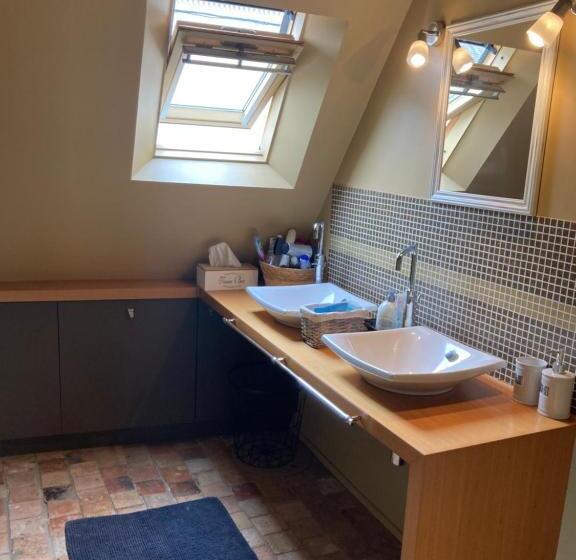 膳宿费 Les Chambres Du Roi