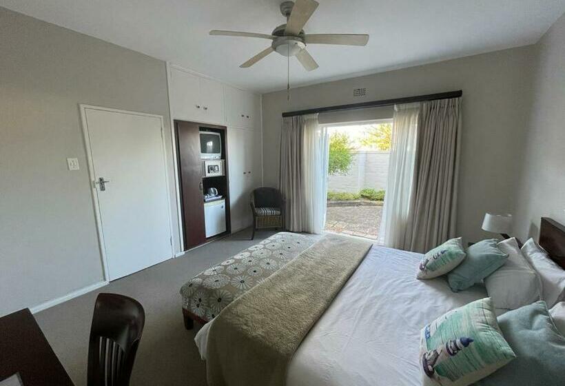 بنسيون Moments Guesthouse, Kleinmond