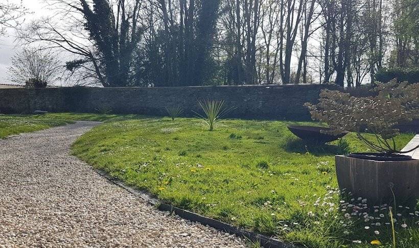 민박 La Passerelle