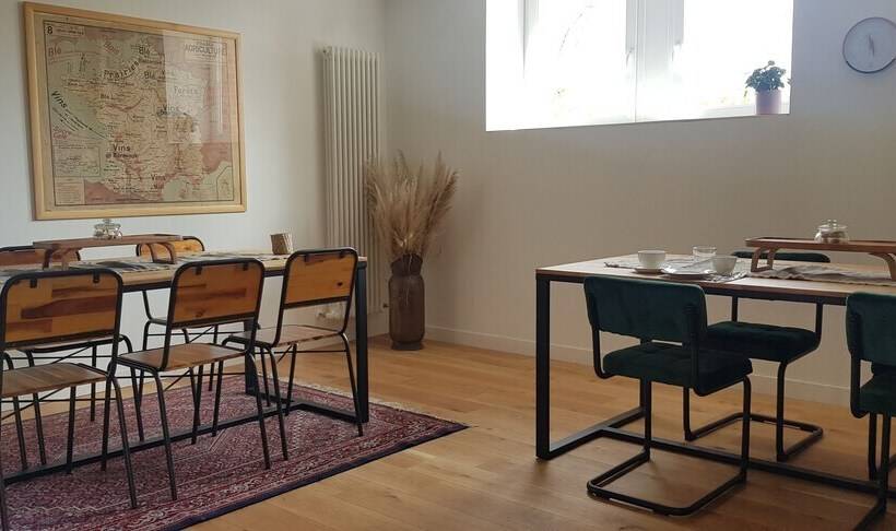 민박 La Passerelle