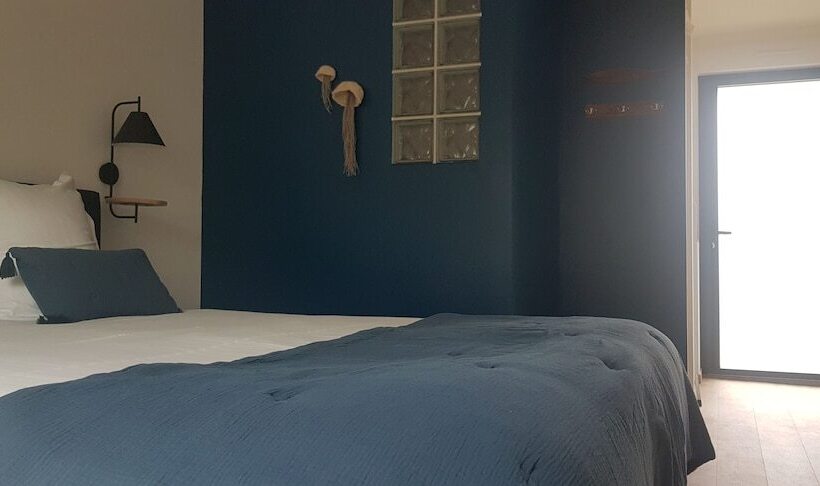 민박 La Passerelle