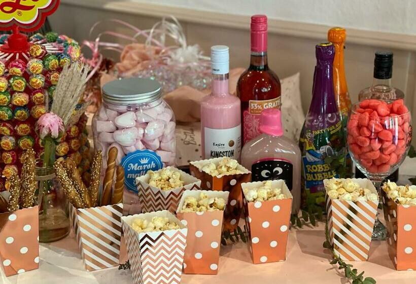 مبيت وإفطار Und Restaurant Balduin