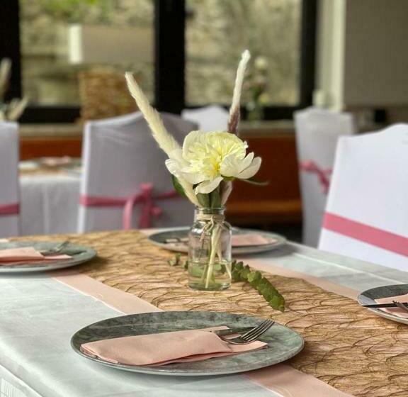 مبيت وإفطار Und Restaurant Balduin