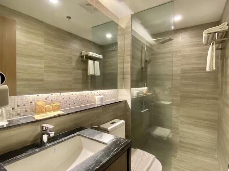 El Vistra Hotel Angeles