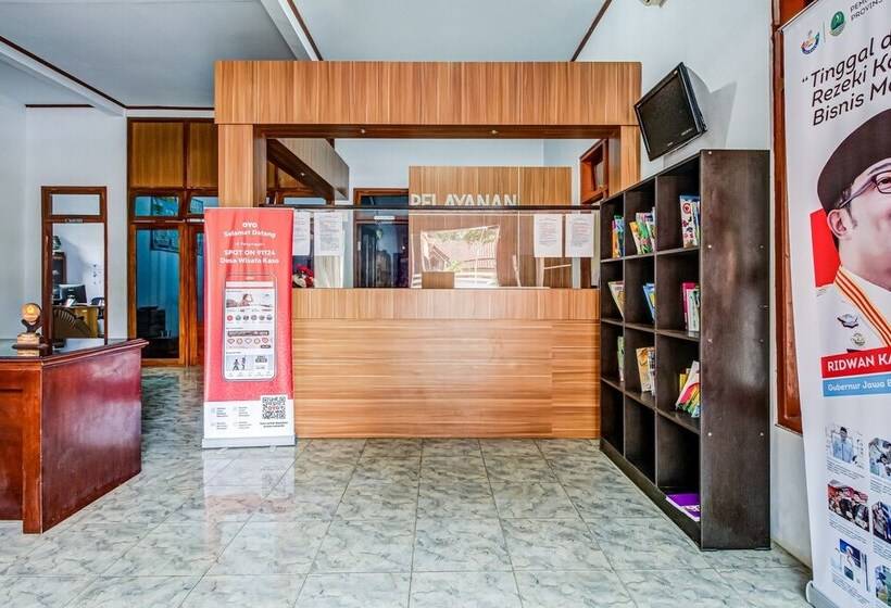 Отель Oyo Homes 91124 Desa Wisata Kaso