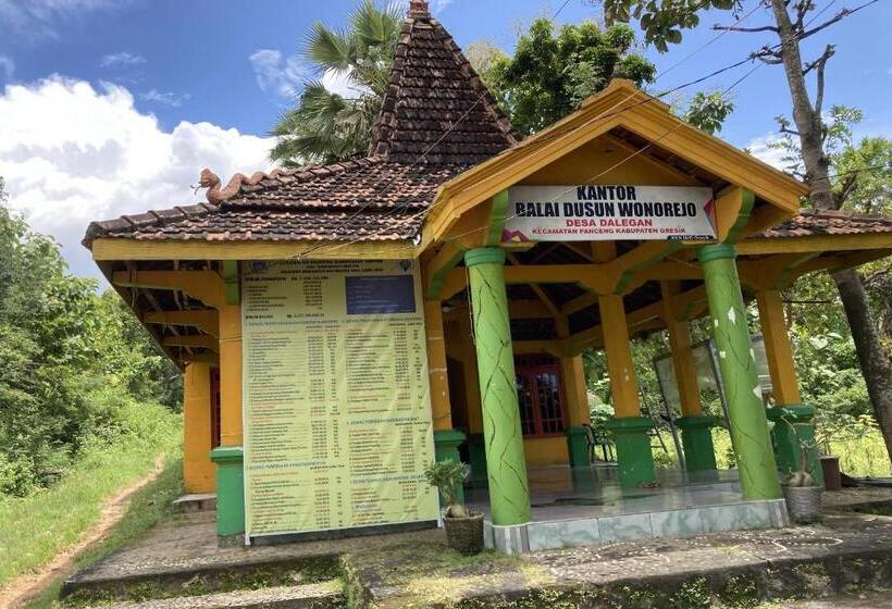 בית מלון כפרי Oyo Homes 91136 Desa Wisata Dalegan