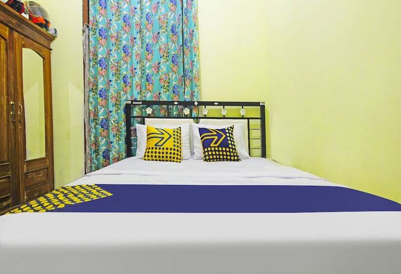 Отель Oyo Homes 91149 Desa Wisata Nangelasari