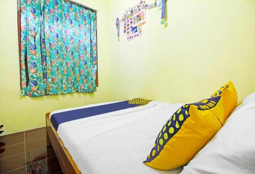 Отель Oyo Homes 91149 Desa Wisata Nangelasari