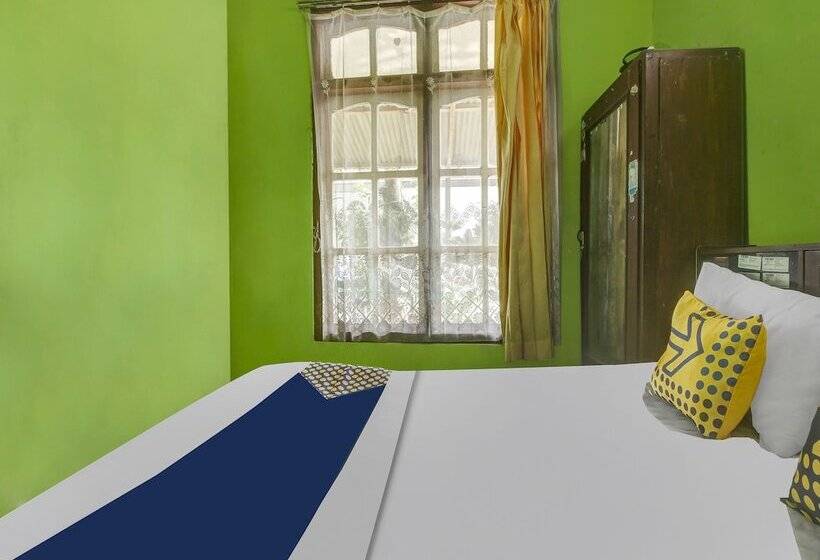 ホテル Oyo Homes 91155 Desa Wisata Selamanik Ciamis