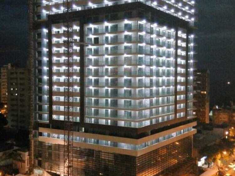 בית מלון כפרי Polana Plaza