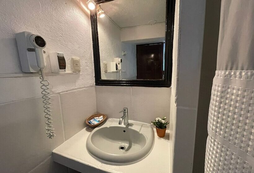 فندق Sacred Stone Boutique