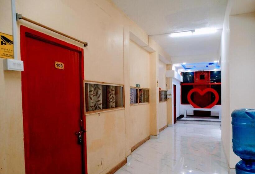 Shree Ram Sia Hotel And Banquets