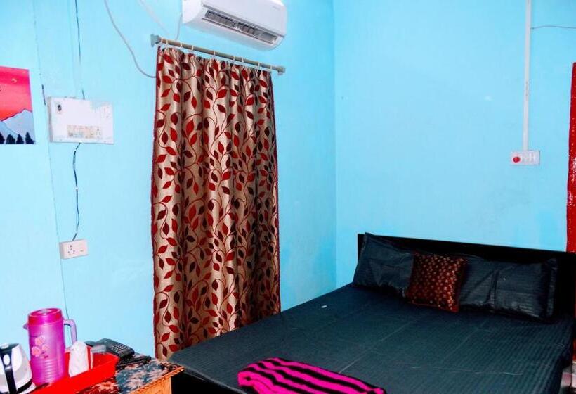 Shree Ram Sia Hotel And Banquets