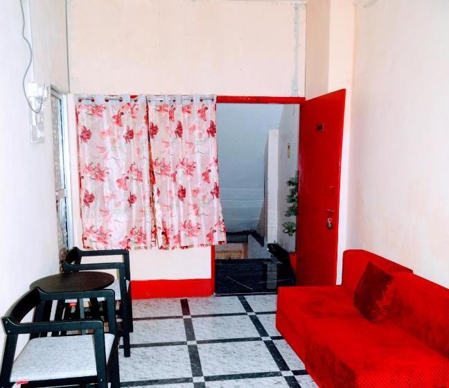 Shree Ram Sia Hotel And Banquets