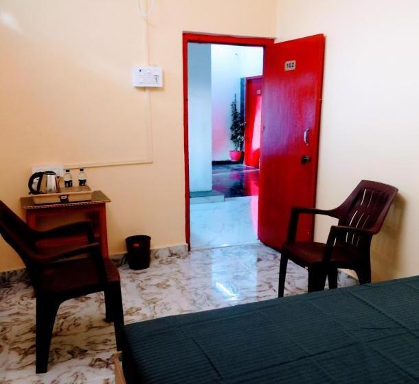 Shree Ram Sia Hotel And Banquets