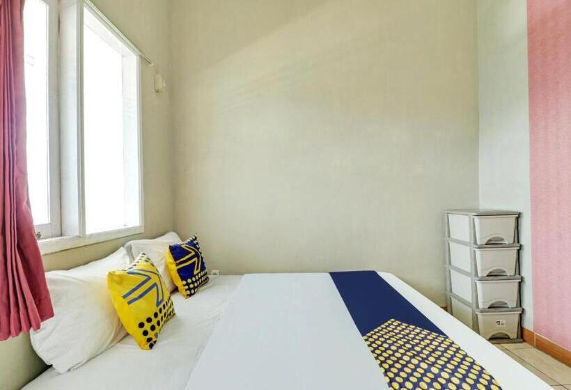 Отель Spot On 91135 Hanami Syariah