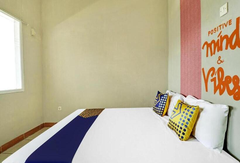 Отель Spot On 91135 Hanami Syariah