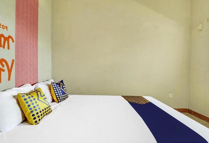 Отель Spot On 91135 Hanami Syariah