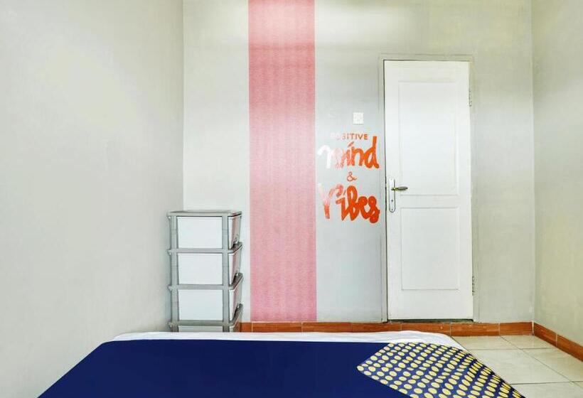 Отель Spot On 91135 Hanami Syariah