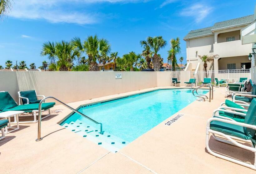 Little Get Away By The Beach ,moondancer