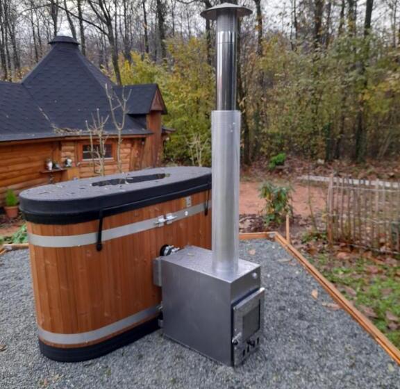 ペンション A L Orée Du Cèdre