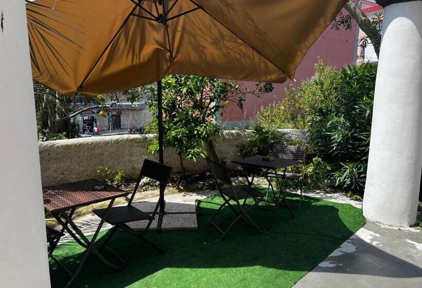 פנסיון B&b Vesuviano