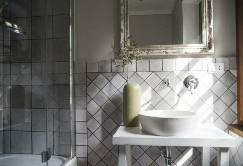 פנסיון La Bugia Del Sensale