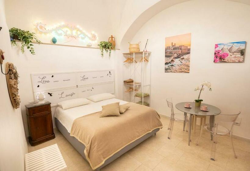 بنسيون Le Stanze Di Maria Ingresso Autonomo Maria S Rooms Indipendent Entrance