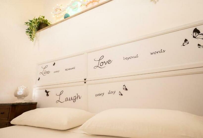 بنسيون Le Stanze Di Maria Ingresso Autonomo Maria S Rooms Indipendent Entrance