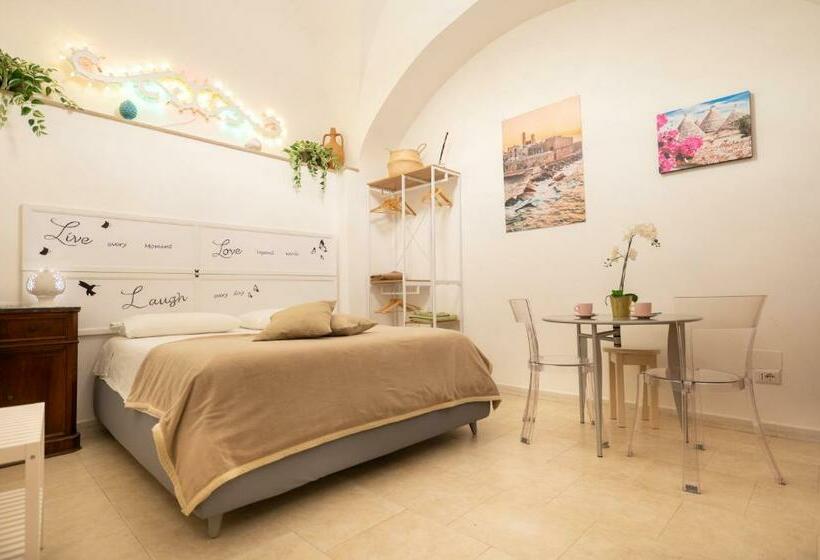 بنسيون Le Stanze Di Maria Ingresso Autonomo Maria S Rooms Indipendent Entrance