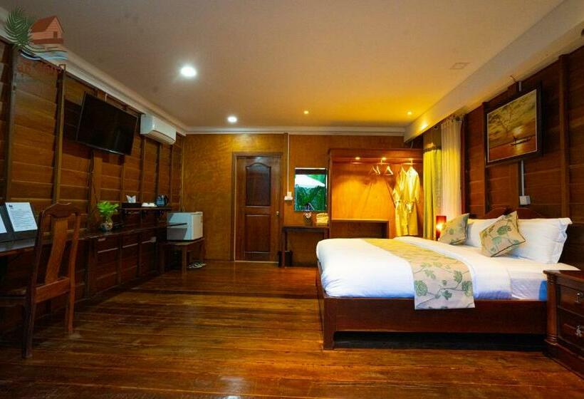 منتجع Lodge Moni Essara Kampot