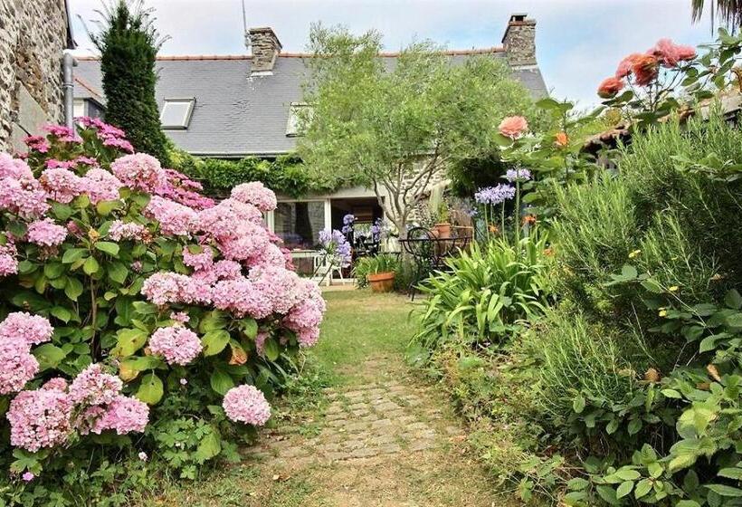 住宿加早餐 La Chambre Du Capitaine