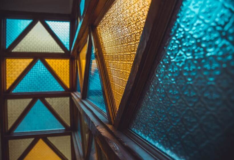 Отель Black Sheep Bed And Breakfast