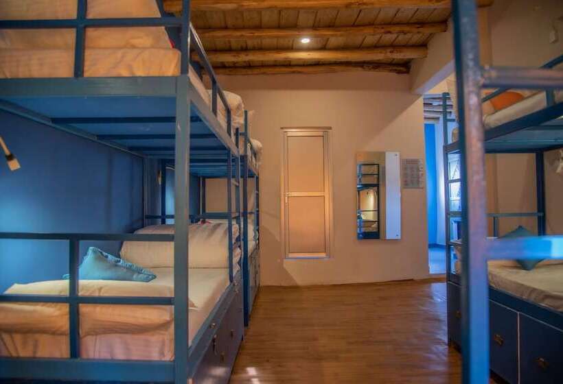 Отель Black Sheep Bed And Breakfast