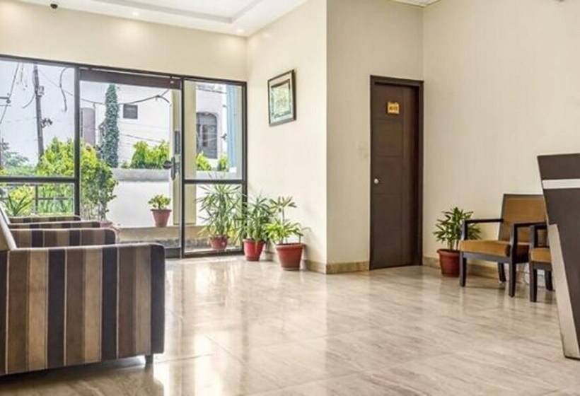 ホテル Fabexpress The Mansion