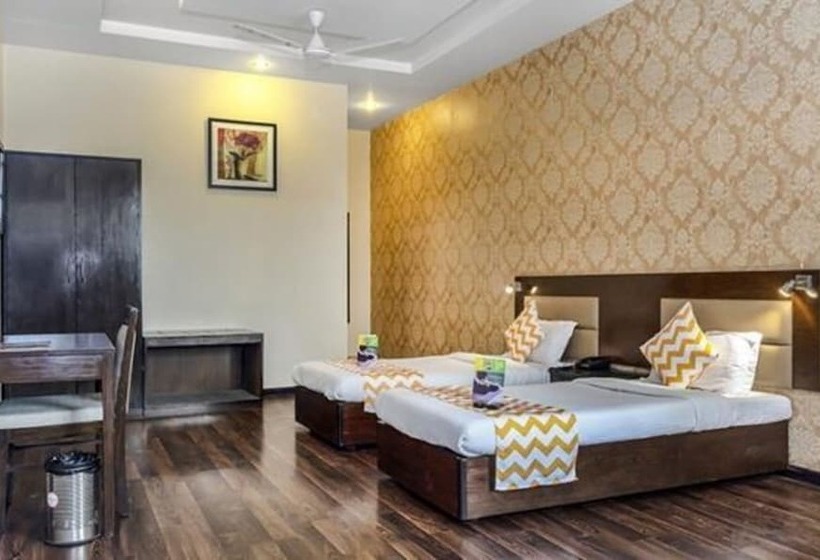 ホテル Fabexpress The Mansion