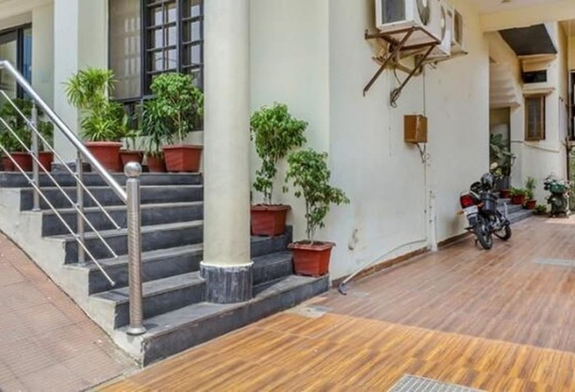 ホテル Fabexpress The Mansion