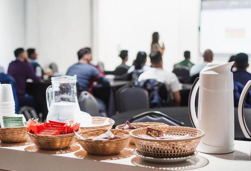 Mediterráneo Hotel Y Spa