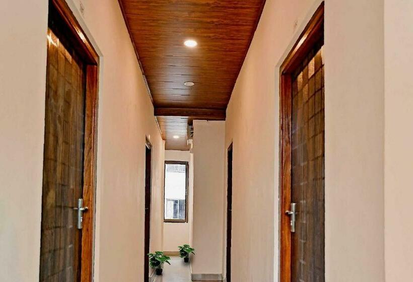 فندق Classic Guest House