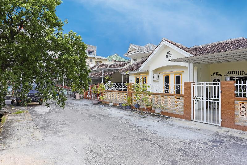 호텔 Wisma Pinggir Mitra Reddoorz