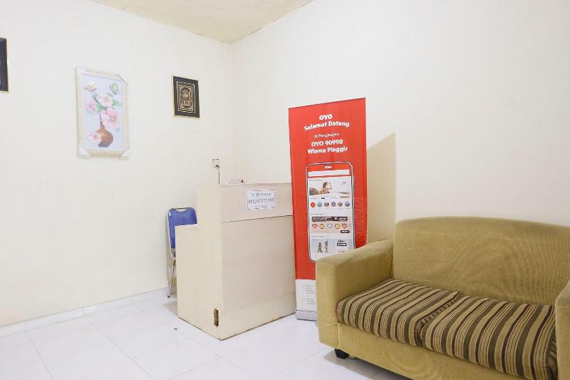 호텔 Wisma Pinggir Mitra Reddoorz